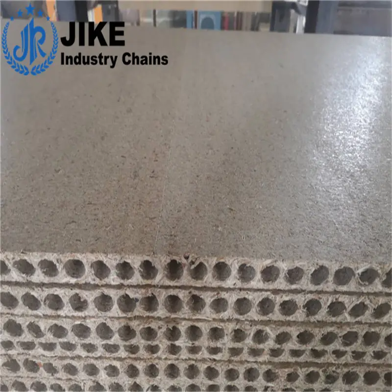 Hollow tubelar particle board